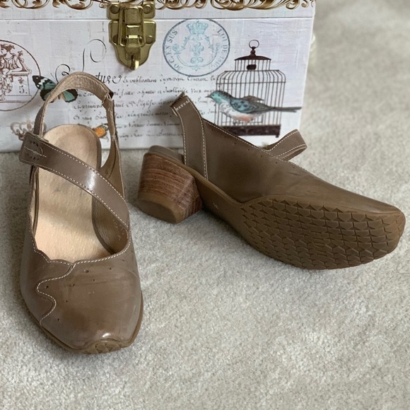 Fidji leather, made in Portugal, Sling back heels, 38/7.5 - Picture 2 of 16